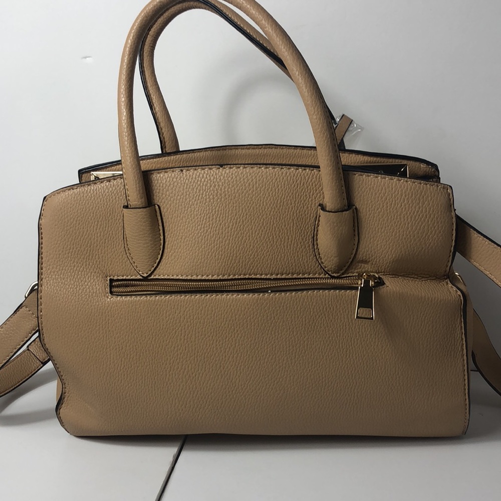 Bags - Picture 3 of 8